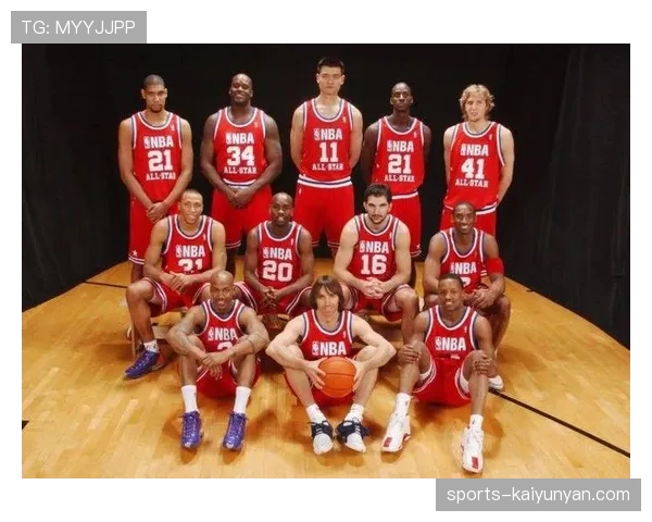 史蒂夫·纳什助攻组织精准领先皮尔斯，三分推动球队攻防转换效率提升