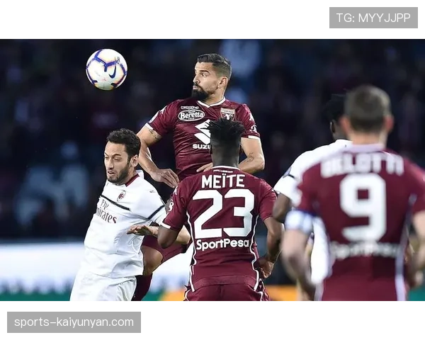 AC米兰控不住比赛，中场和边路彻底脱节了？